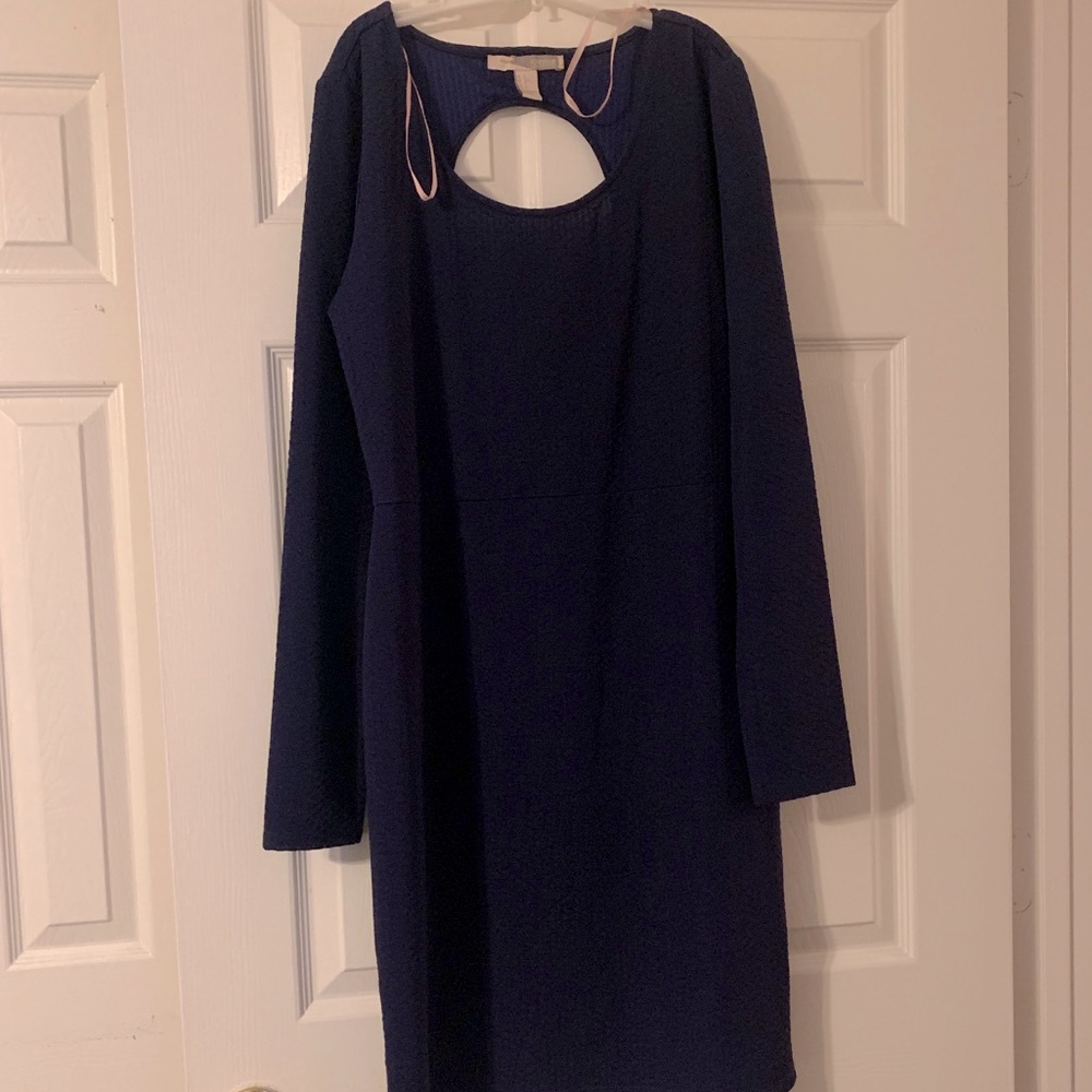 Dark blue dress